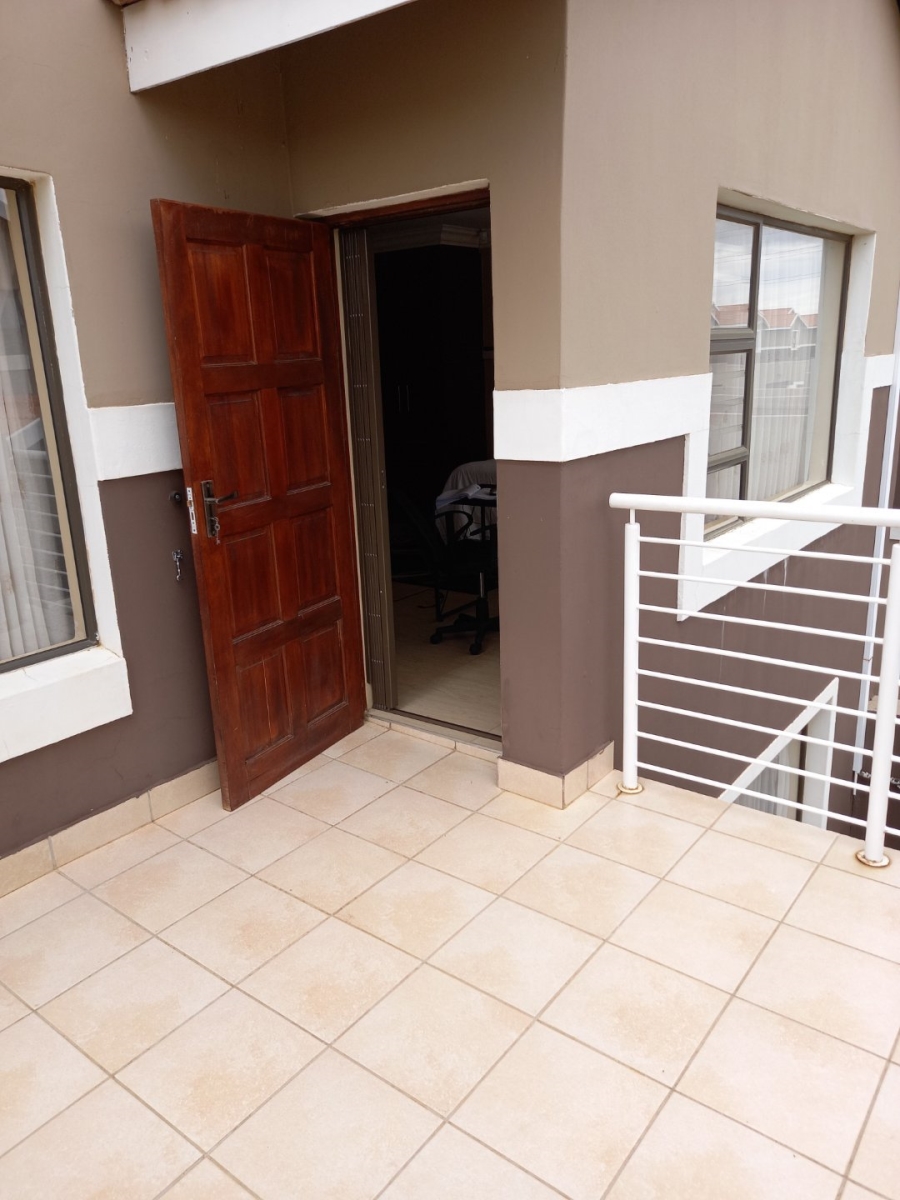 3 Bedroom Property for Sale in Hillside Free State